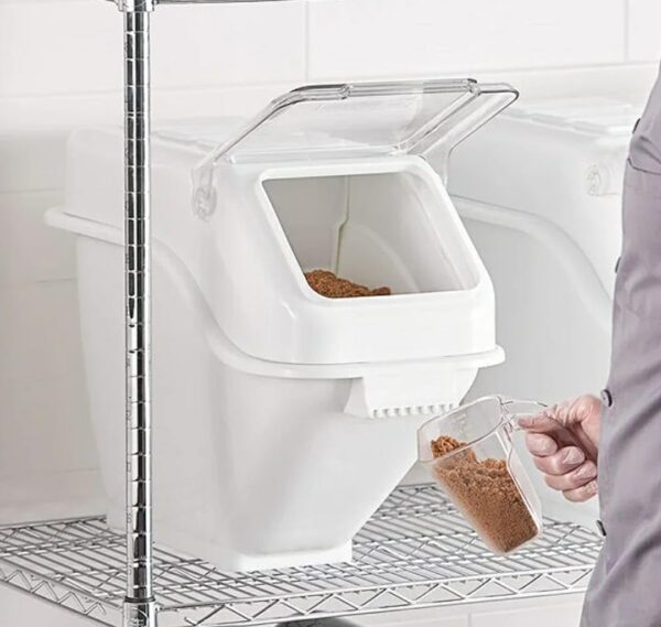 Plastic Ingredient Storage Bin with PC Grain Scoop (Capacity: 24L) - Image 3